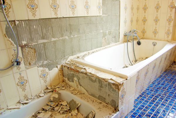 Bathtub Demolition in Meridian