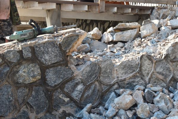 Retaining Wall Demolition in Meridian